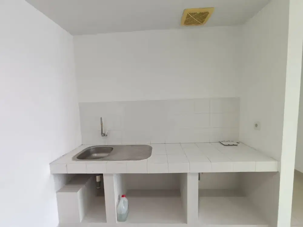 Disewakan Apartemen Springhill Terrace Tower Sandalwood Type 3+1 Kamar Unfurnish