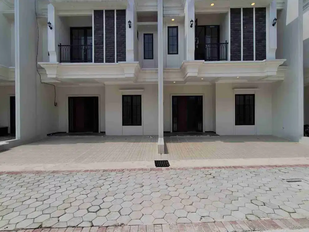 Rumah Baru 2 Lantai 3 KT Dekat Alun-Alun Depok