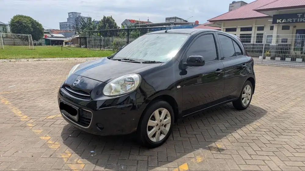 Nissan March 1.2 MT 2011 Fair Condition