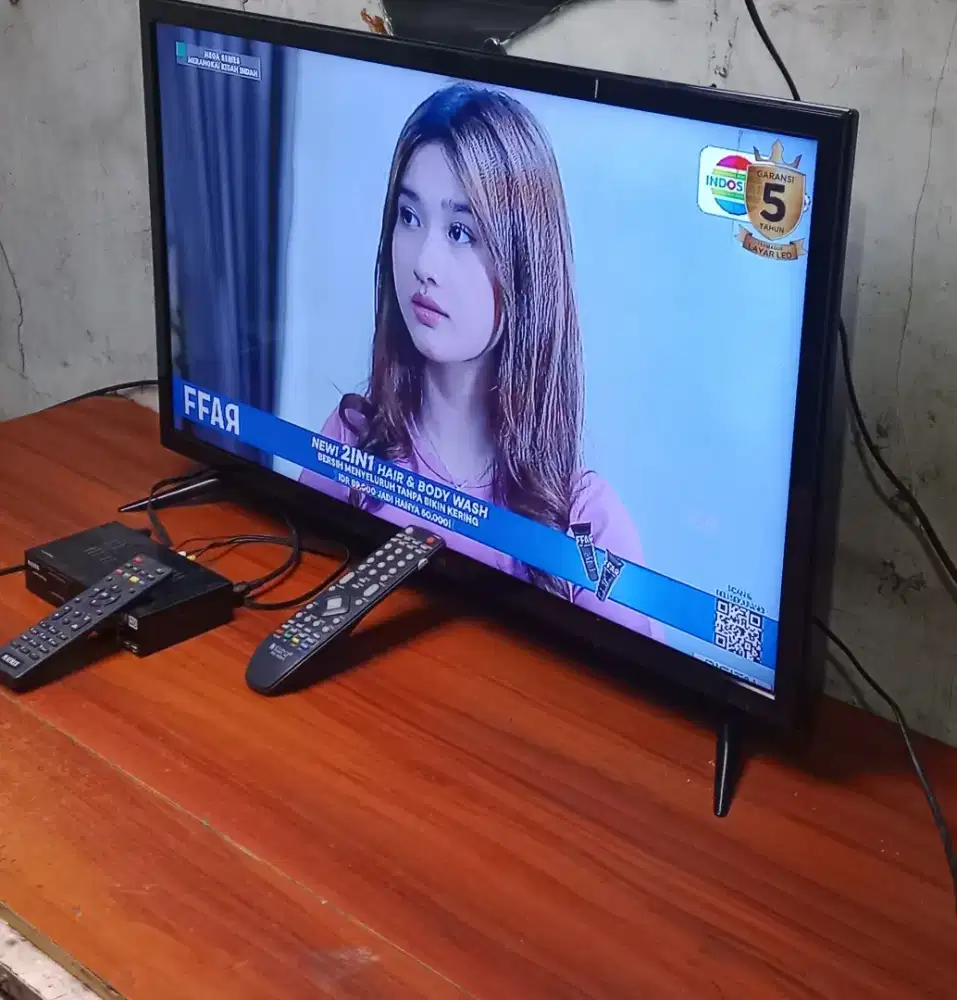 Dijual tv led polytron 32 in analog normal mesin masih ori