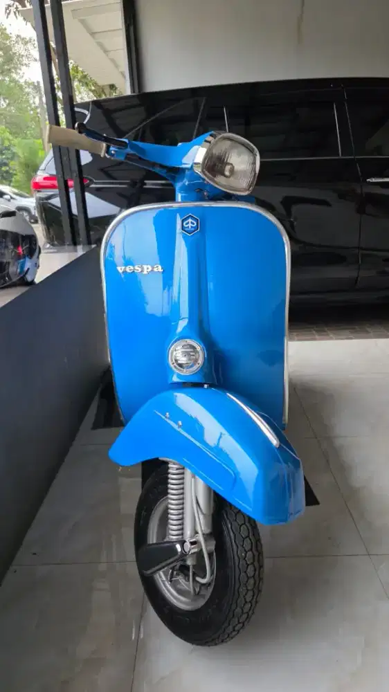 Vespa super 74 sudah restorasi. Siap pakai