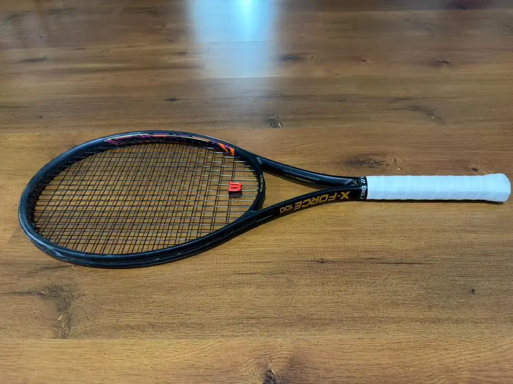 Raket Tennis Hundred X-Force 100