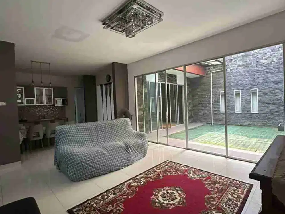 Rumah dijual di Citra Gran Cibubur dekat mesjid