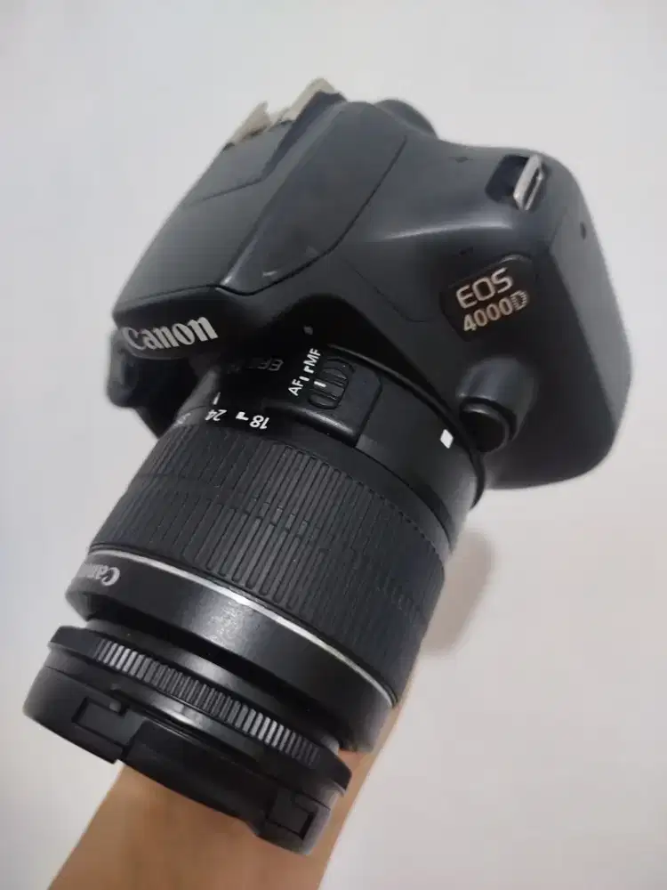 Kamera Canon Eos 4000D kit 18-55mm