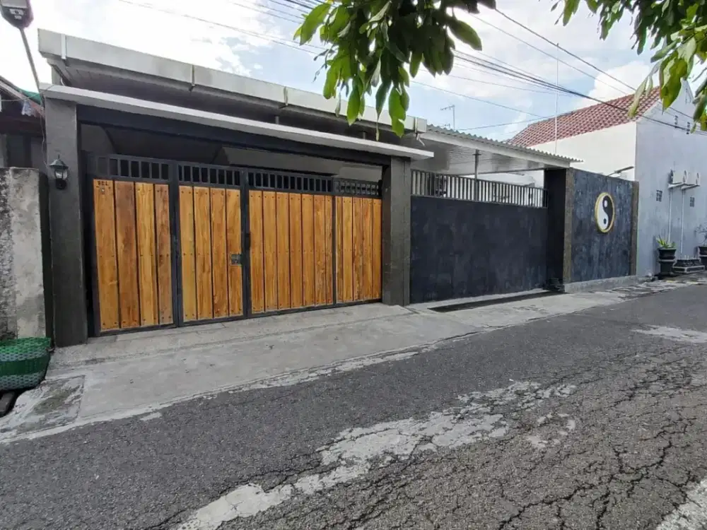 Dijual Rumah Mewah & Sangat Luas di Mojosongo, Surakarta – Siap Huni