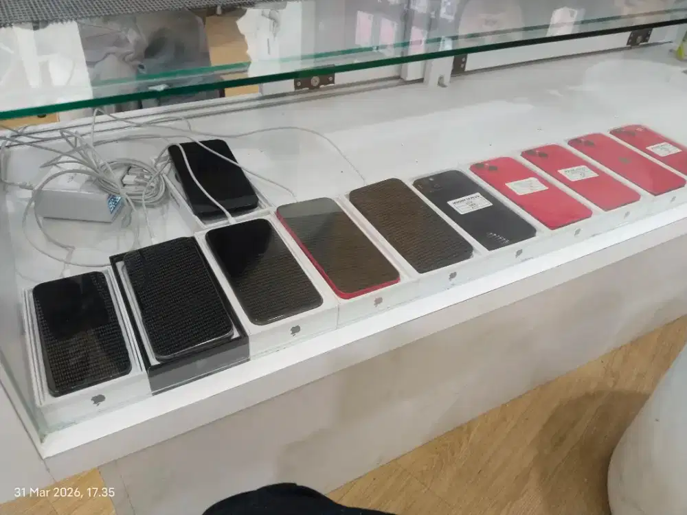 Iphone berbagai series, Cicilan tanpa DP, Syarat Cukup KTP saja