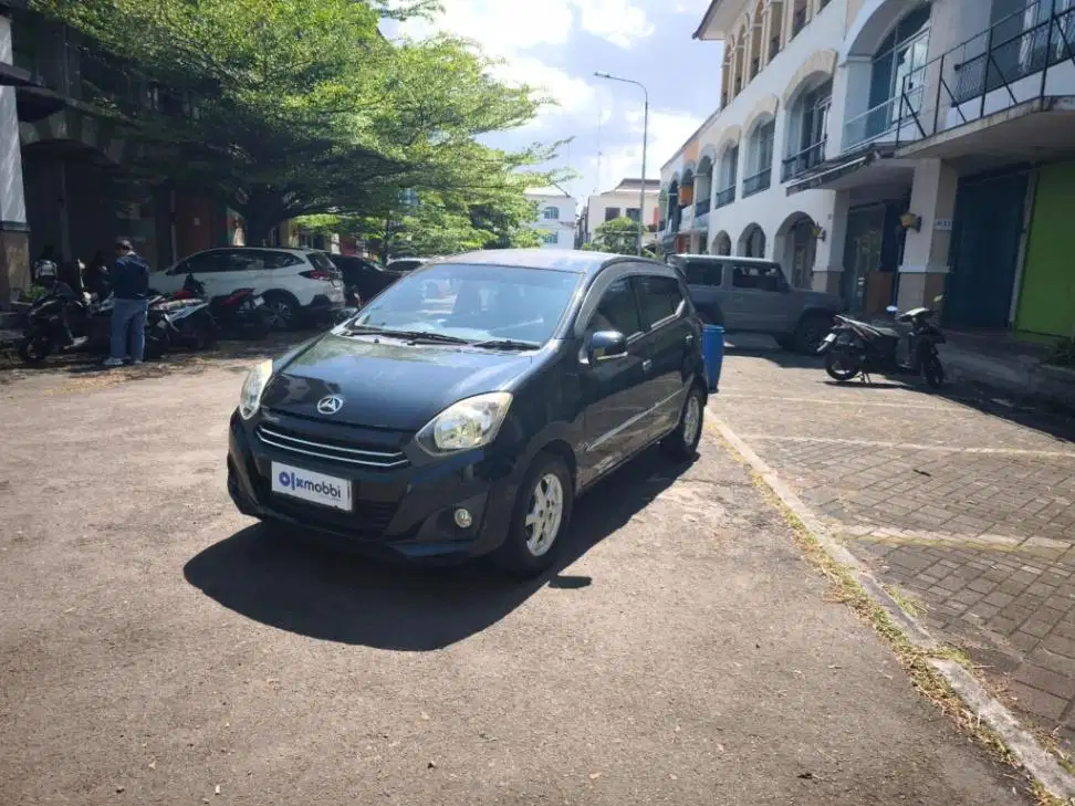 Hot Sale - DAIHATSU Ayla 1.0 X Bensin A/T 2019 HITAM