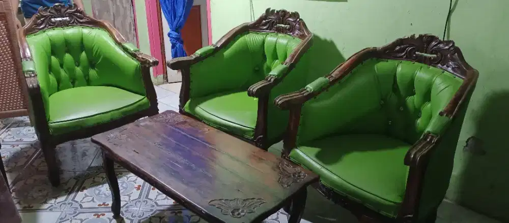 Jual butuh Sofa kayu jati