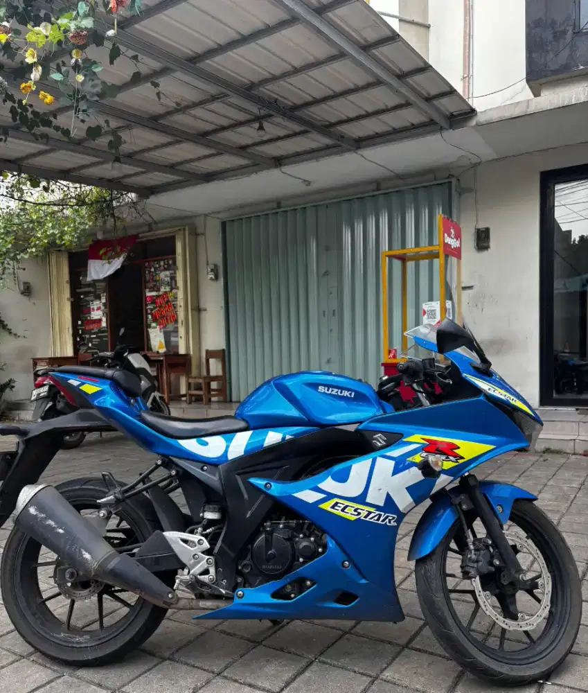 SUZUKI GSX R150 2022