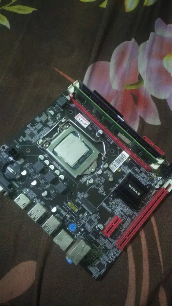 Paket Motherboard & Processor (EYOTA-H61V PLUS & Intel Xeon E3)