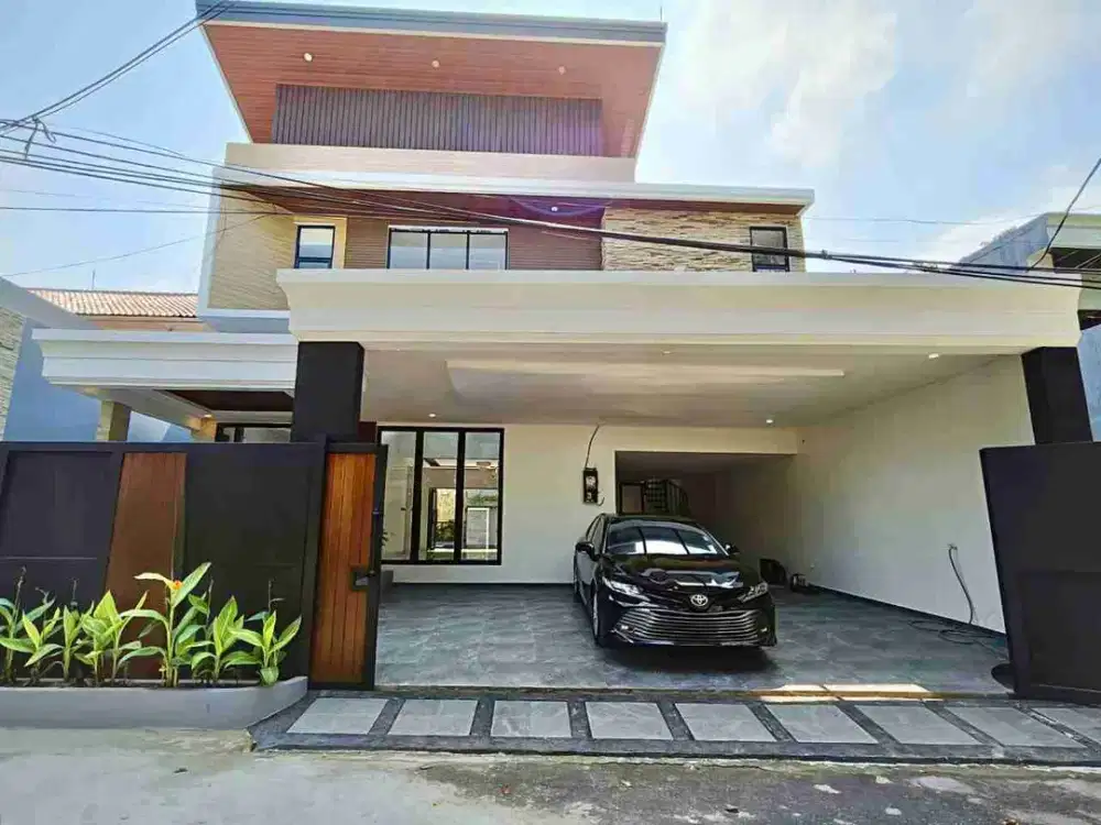 Dijual rumah brand new ada kolam renang di Radio Dalam Jaksel