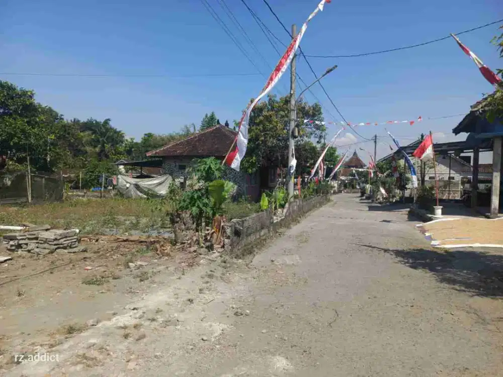 Tanah SHM Pekarangan Siap Balik Nama Pinggir Jalan di Jakal Km 12 Selatan Kampus UII