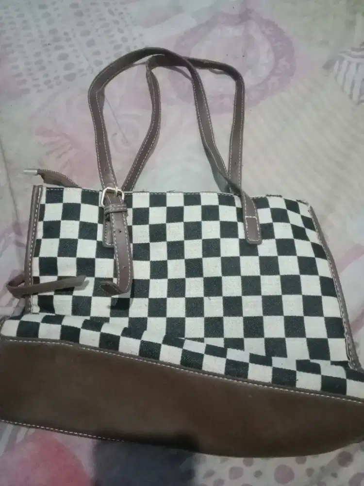 Tas wanita wanitaaaa