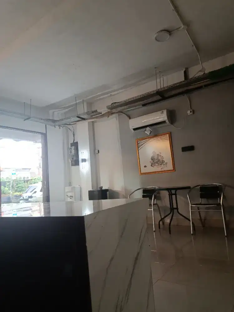 Dibutuhkan Terafis Refleksi Wanita