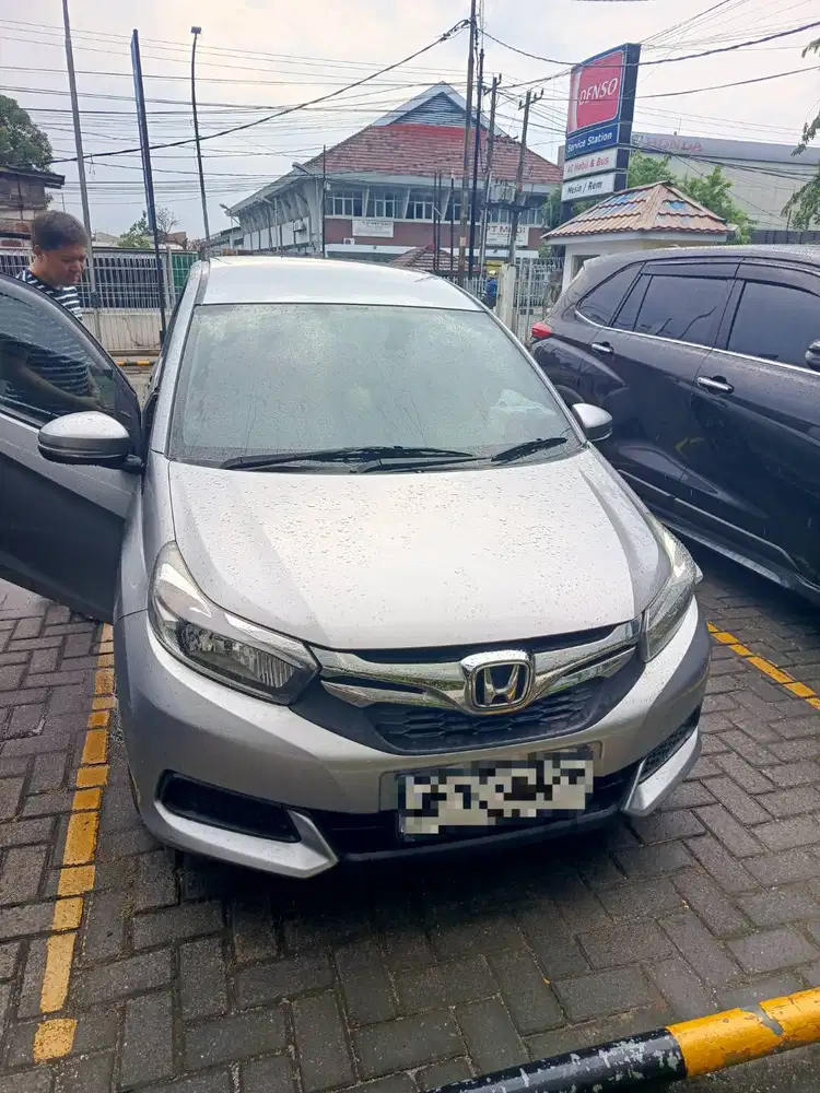 Honda Mobilio 1.5 S MT 2020