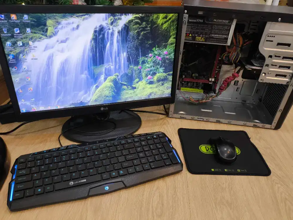 Paket PC Core i3 Ram2GB HDD160GB, Monitor 19in, Keyboard, Mouse, WIFI