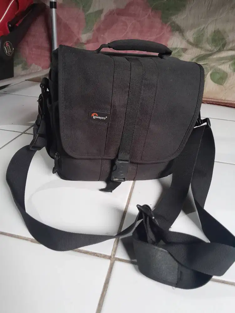 Tas kamera lowepro adventura170