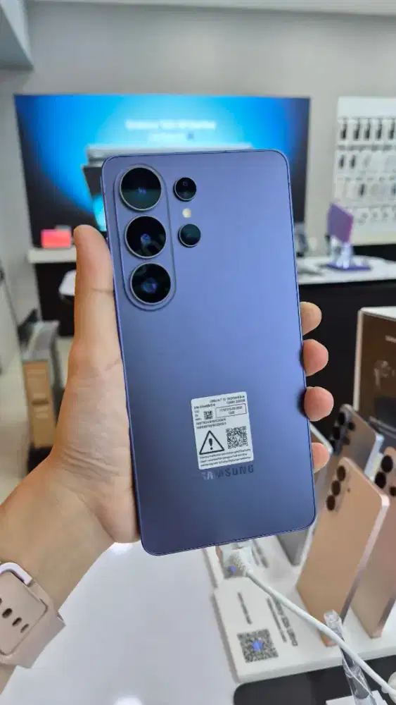 SAMSUNG S26 ULTRA 12/512 FREE BUDS 4