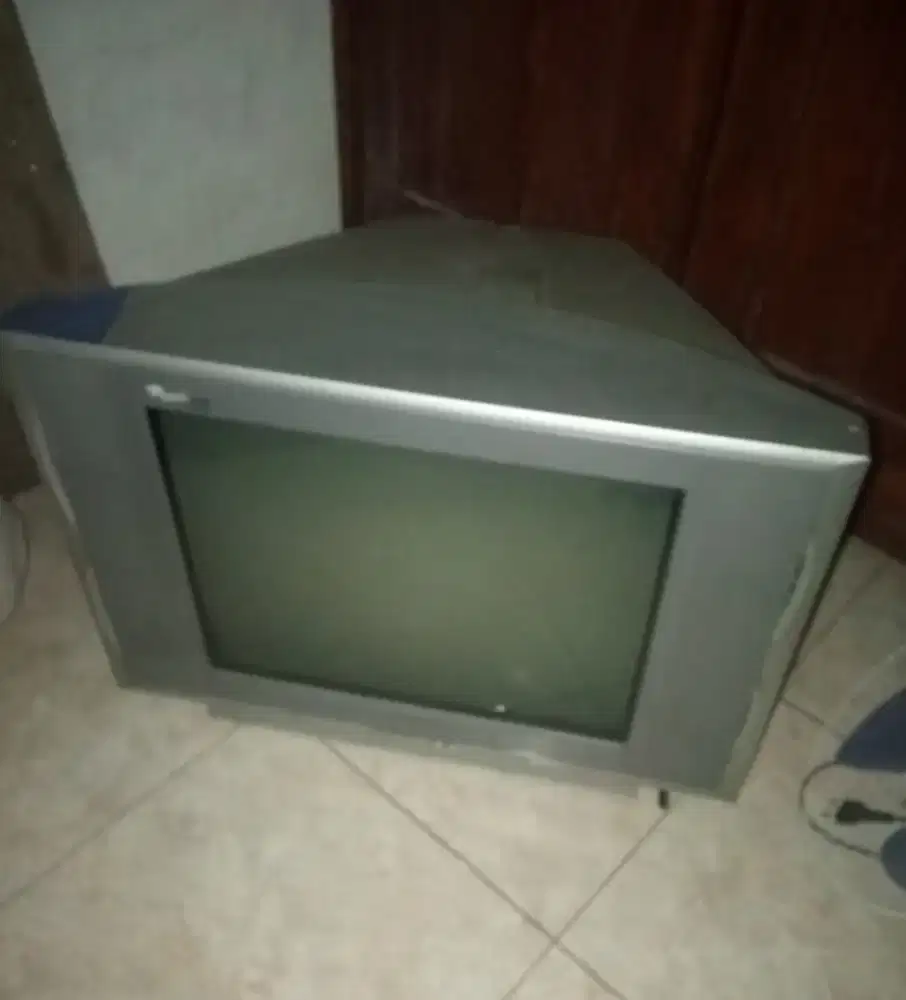 Tv tabung Hitachi 21 dan sanyo 21