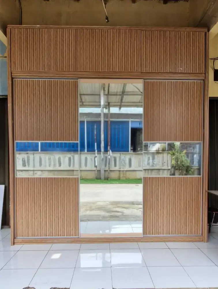 Lemari Custom Interior Besar