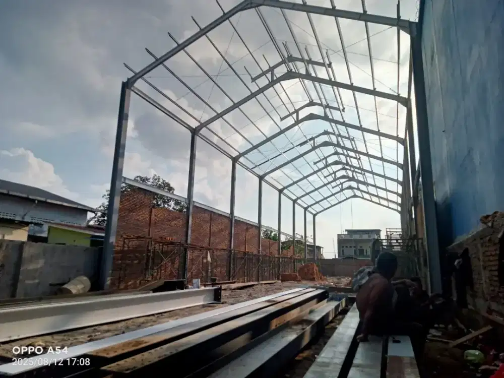 Kanopi kontruksi baja