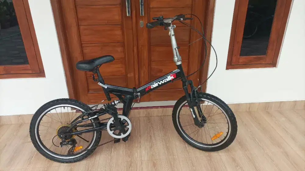 Sepeda lipat air walk ukuran 20 siap gowes