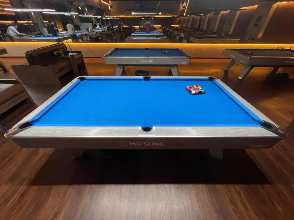 Meja Billiard 9 feat