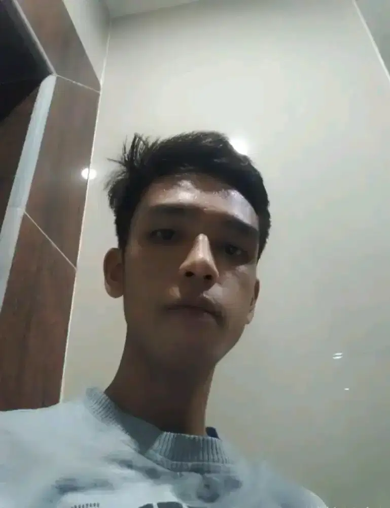 Saya sedang mencari pekerjaan