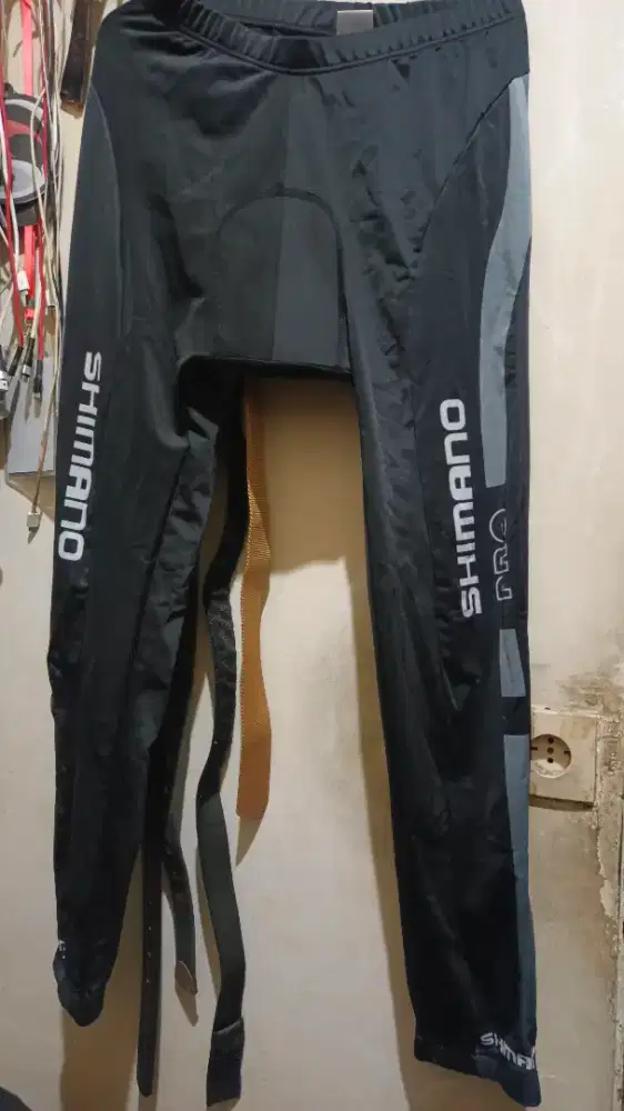 Celana gowes shimano