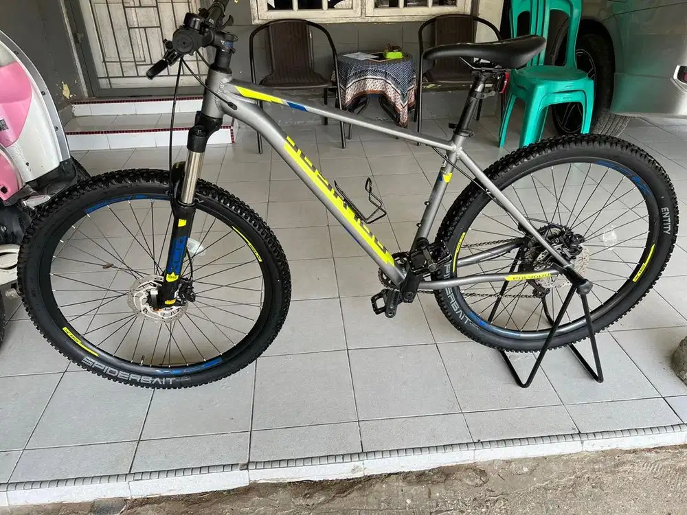 Sepeda polygon mtb xtrada 6