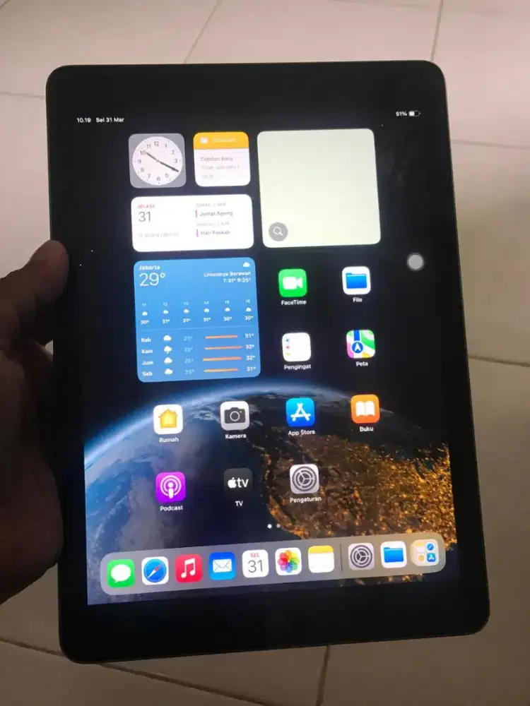 iPad Generasi 6 Grey 32 GB Wifi only mulus No minus