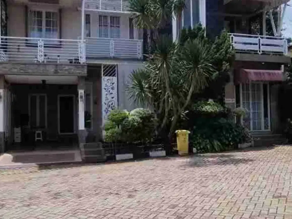 Jual BU Rumah 2.5 lantai