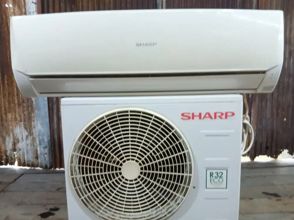 MENJUAL AC BEKAS 1/2 PK KOMPLIT