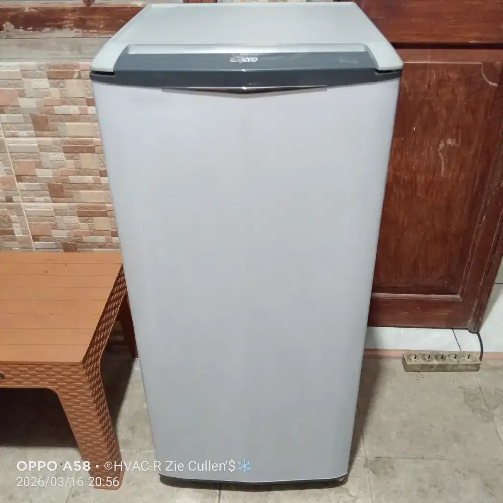 Kulkas 1 pintu Sanyo beauty slim