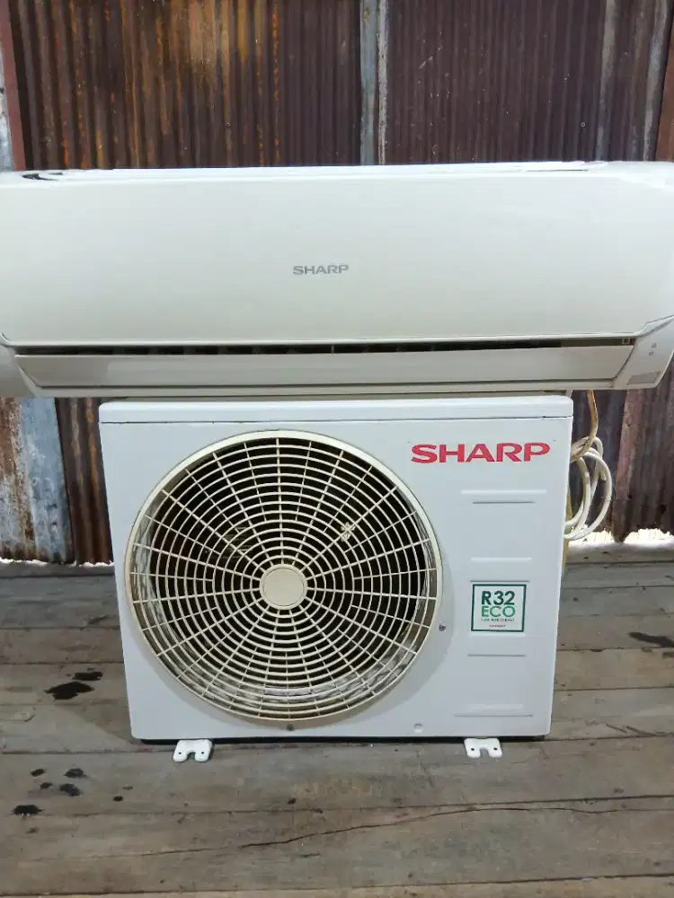 MENJUAL AC BEKAS 1/2 PK KOMPLIT