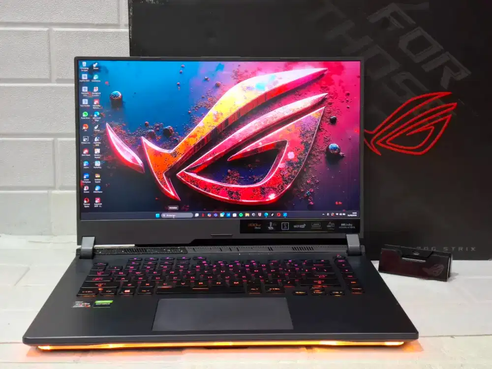 Laptop ASUS ROG STRIX G513RM /AMD Ryzen 7 6800H RAM 16GB SSD 512GB