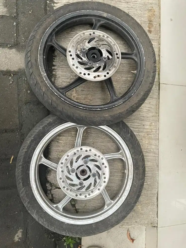 DIJUAL VELG RING 14 DEPAN BELAKANG