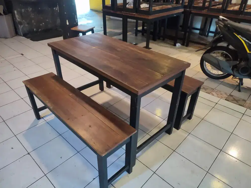 Perlengkapan Rumah Makan Warung Makan,Meja,Kursi,Etalase,Piring, Gas