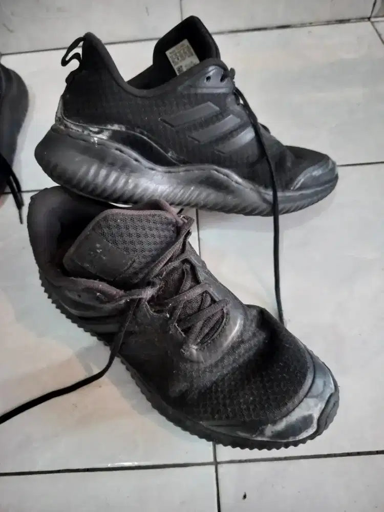 For Sale Running Shoes Preloved