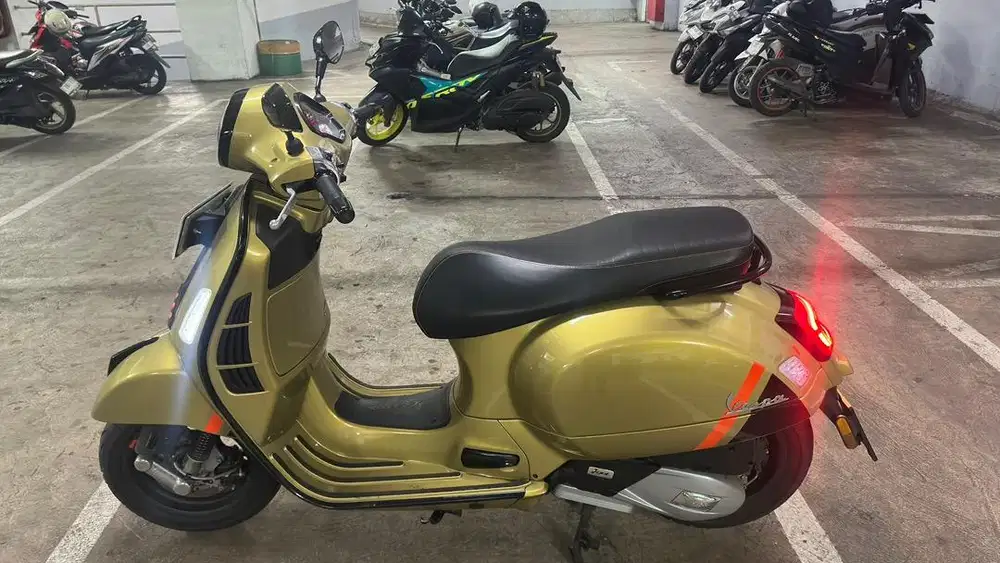 Dijual VESPA GTS Super Sport 150