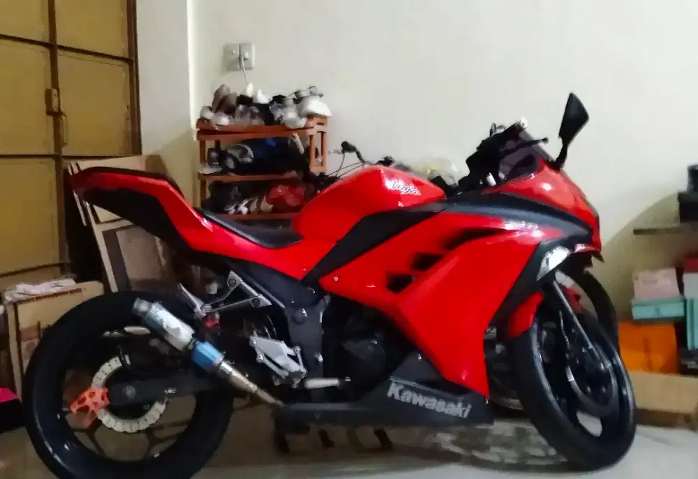 Dijual Ninja 250 fi tahun 2013