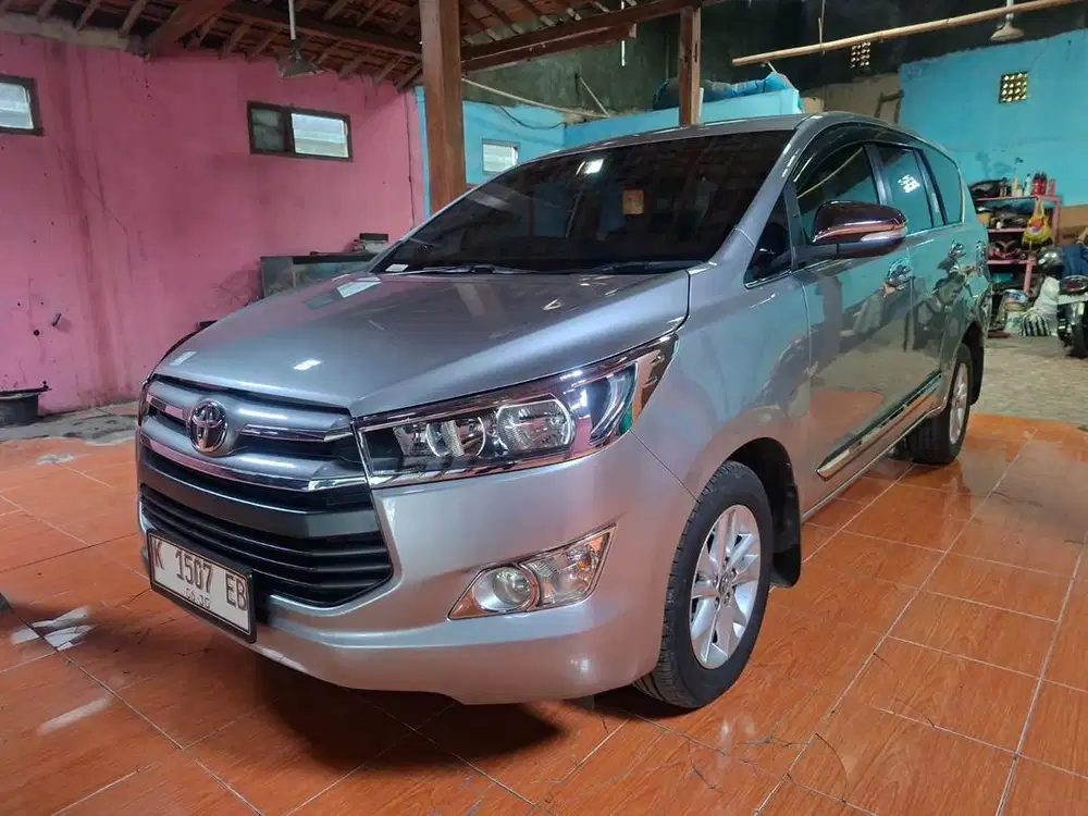 Innova V Disel Matic