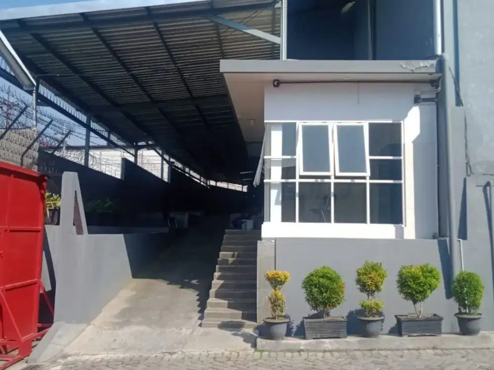 Dijual Gudang dan Kantor siap pakai Singosari Malang