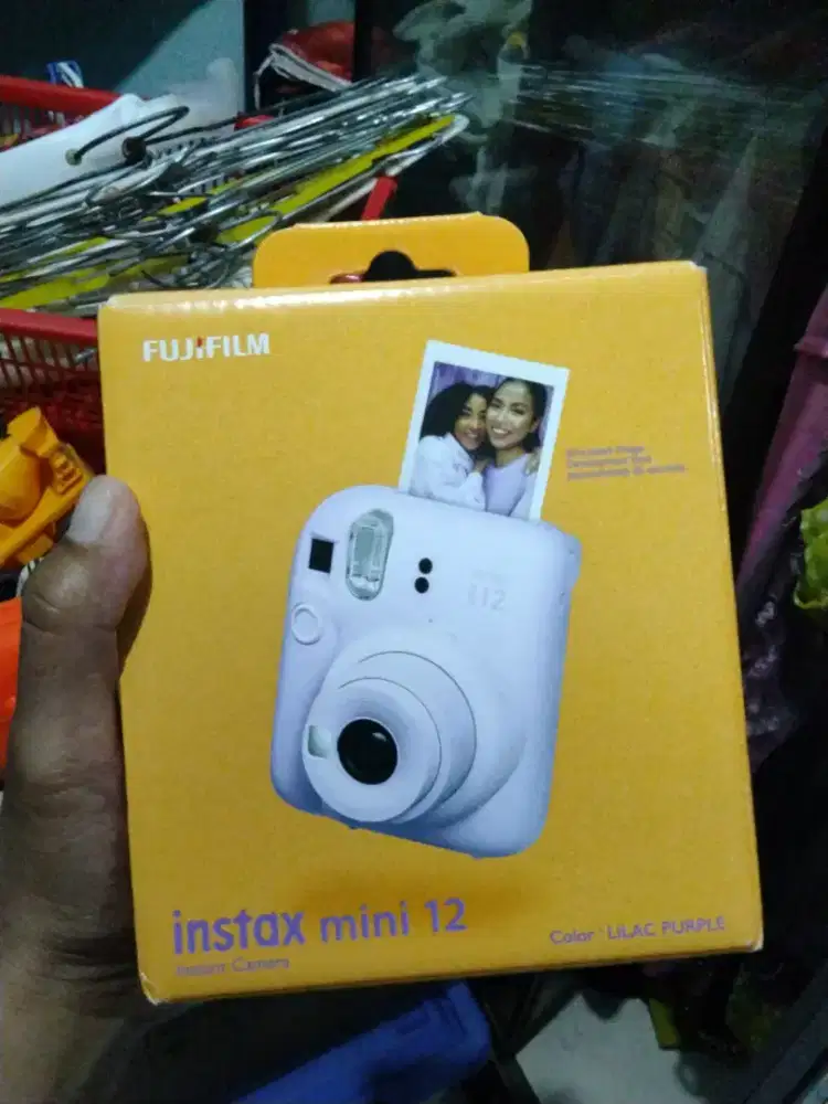 Camera insta mini 12