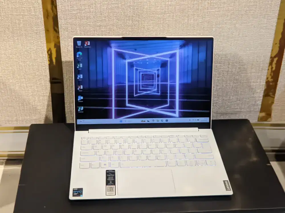 Lenovo Yoga 7i Carbon i7 Gen 11 Ram 16 GB SSD 1 TB