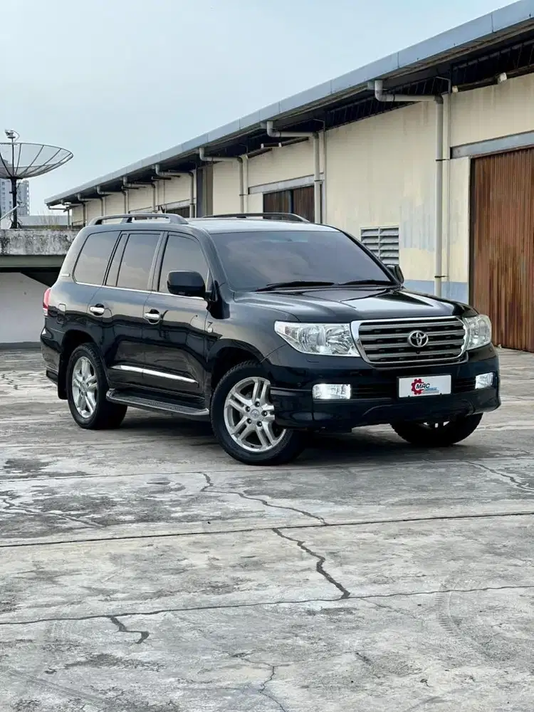 Toyota Land Cruiser LC ZX  Bensin 2010