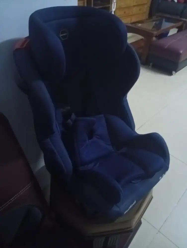 Carseat babydoes westwood kursi mobil warna biru