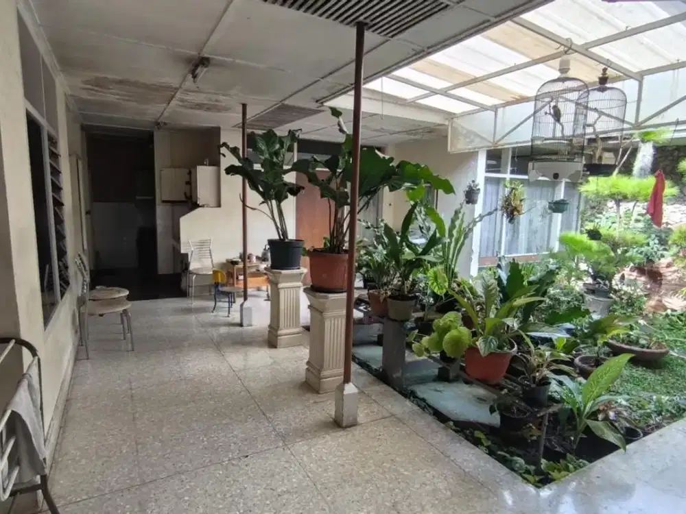 Rumah Bisa Untuk Usaha Strategis di Mainroad Pajajaran Bandung