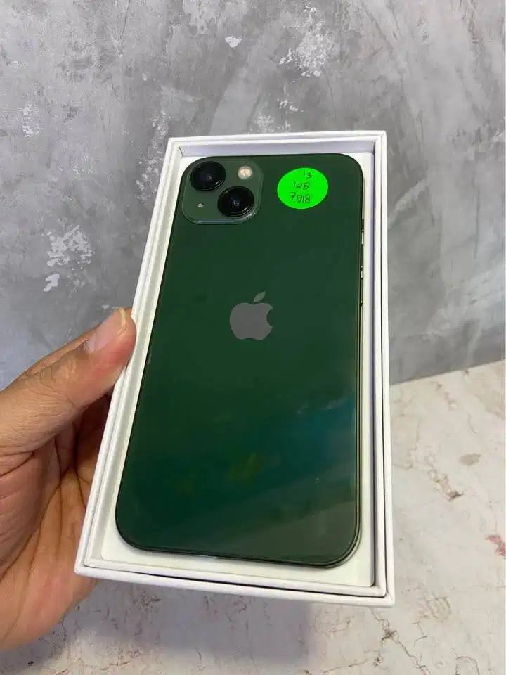 13 128gb Green all opp Mantapp