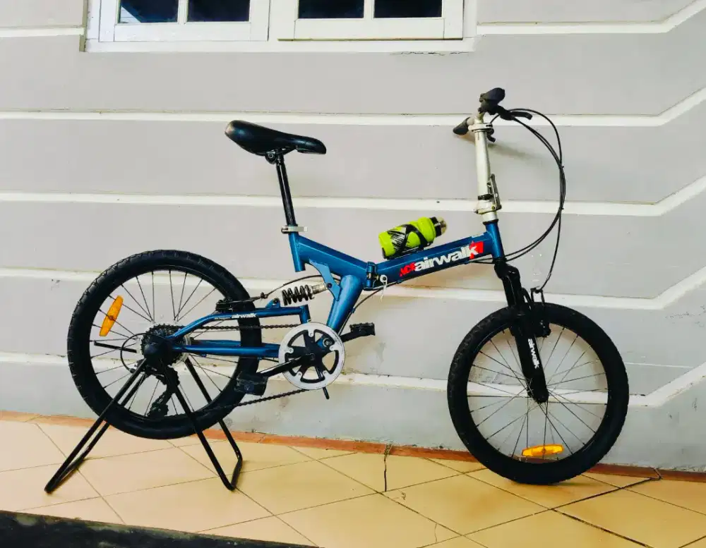 Sepeda lipat merek Ace airwalk uk'20 hrg 620rb net